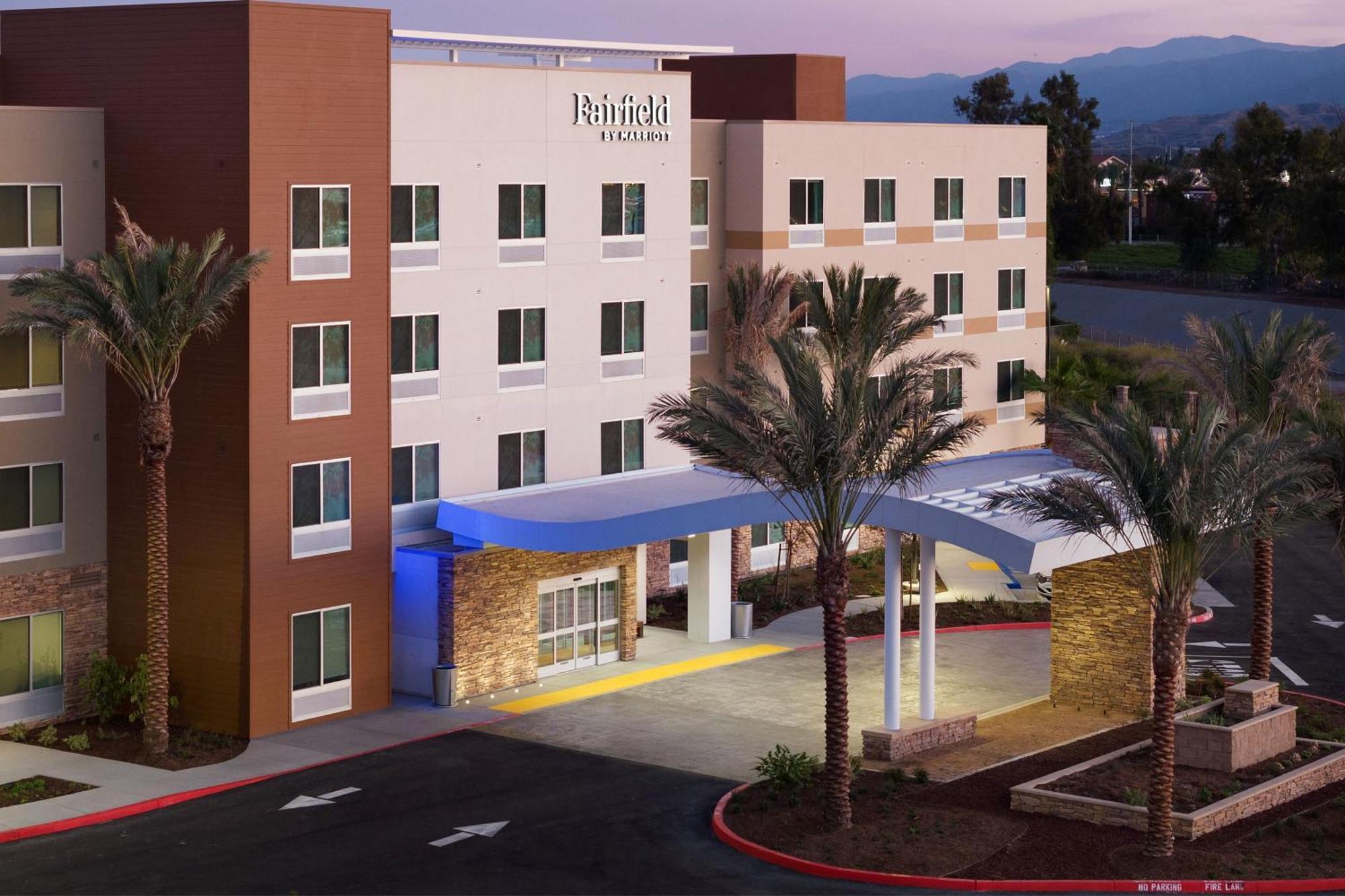 Fairfield By Marriott Inn & Suites Chino Ngoại thất bức ảnh